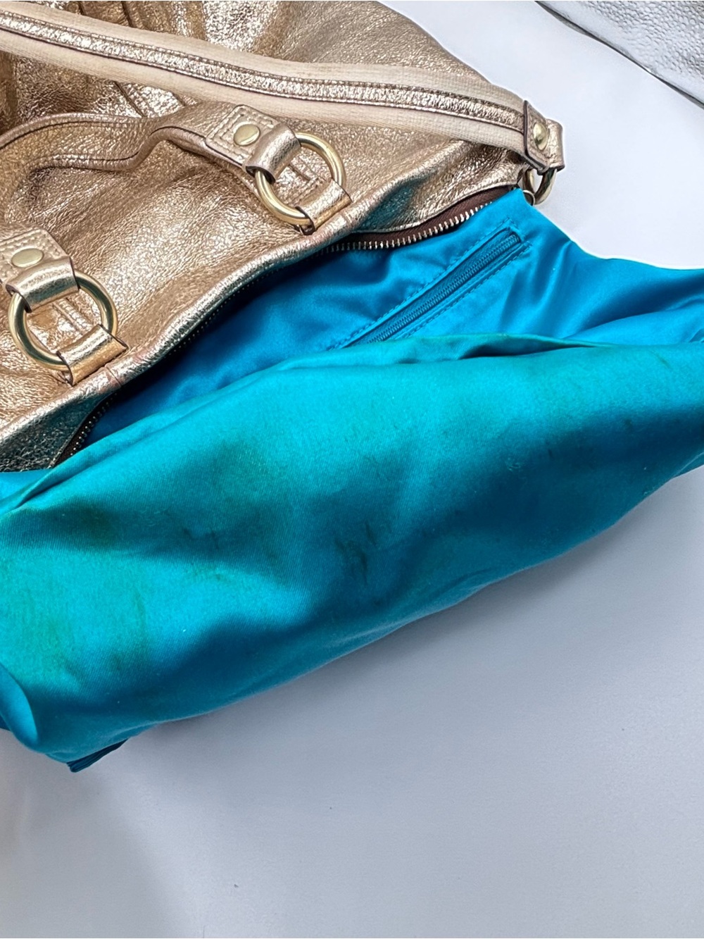 Coach | Poppy Metallic Gold Leather Purse | C0971-13819 - Picture 10 of 16